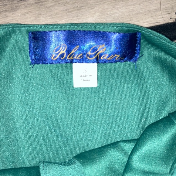 jumpsuit - Picture 3 of 5